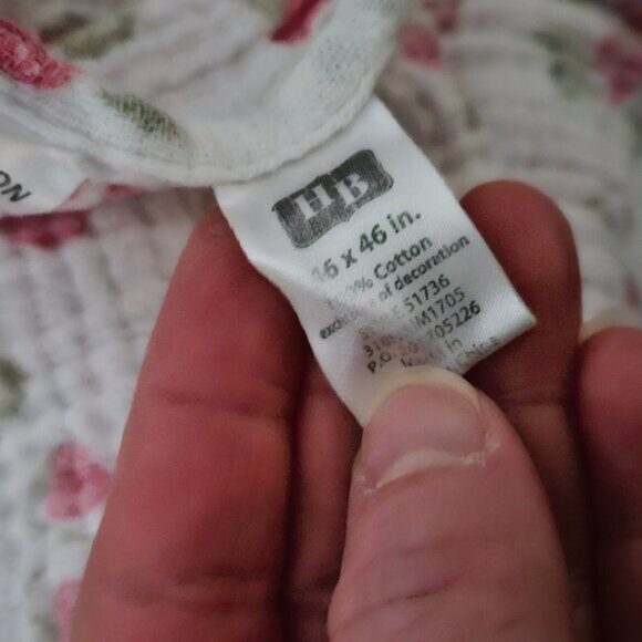 Hudson Baby HB Strawberry Print Muslin 100% Cotton Swaddle Blanket Baby Lovey - Picture 2 of 7